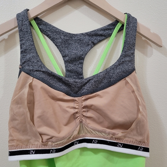 Made sexy by Victoria's Secret - Picture 6 of 10